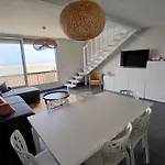 Duplex 6 Personnes Pleine Vue 10 M De La Wifi - Cyrida Apartment